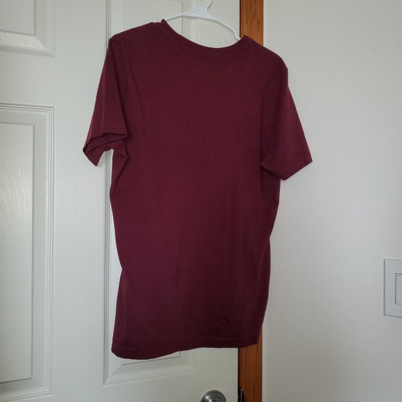 Nike  Men's T-Shirt Sportswear Club Maroon - Picture 3 of 8